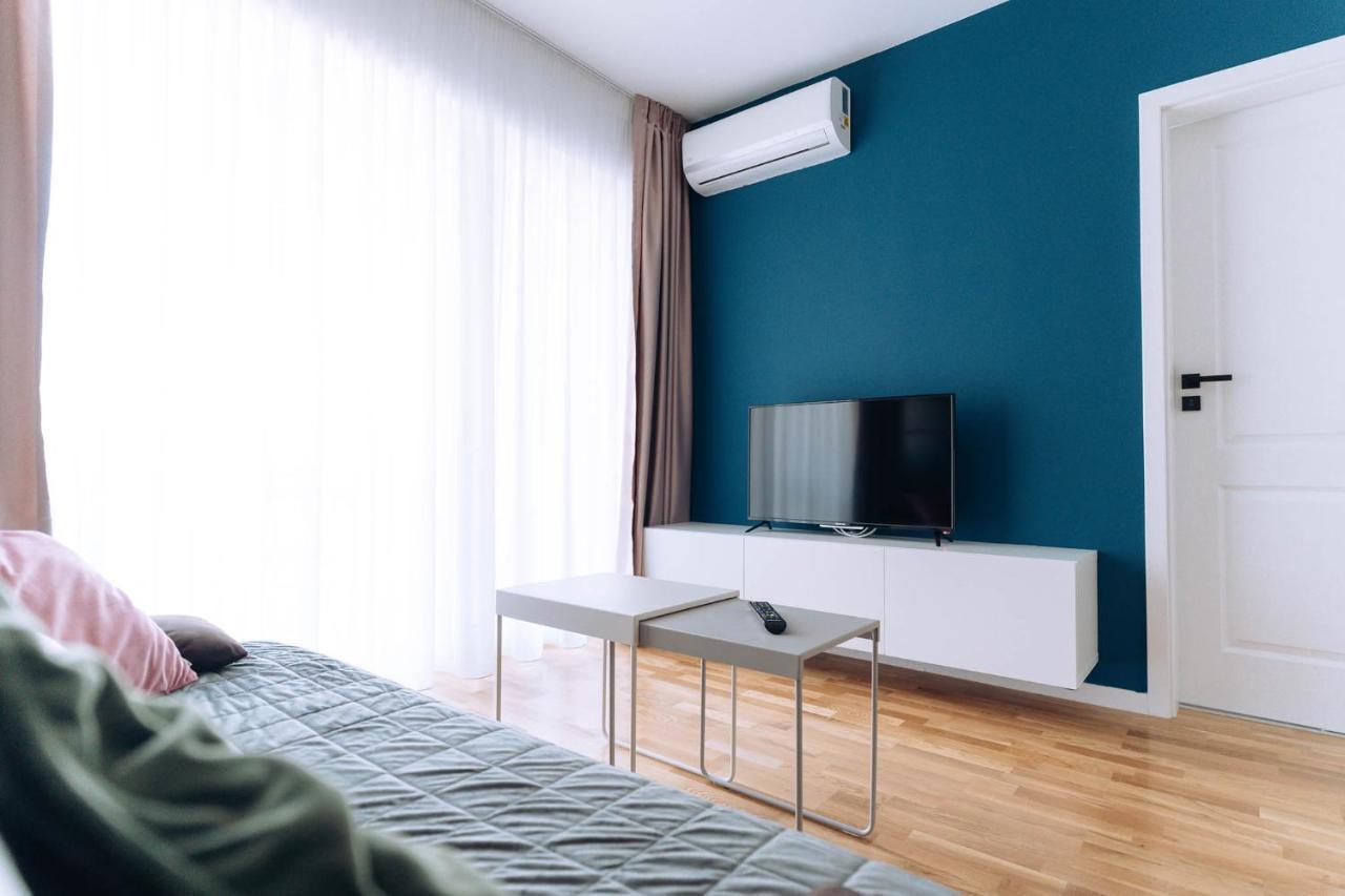 Flamingo Suites Oradea Exterior photo