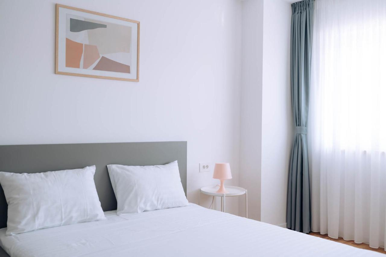 Flamingo Suites Oradea Exterior photo